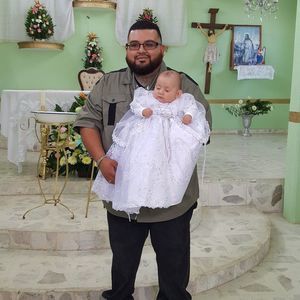 Meet your Posher, Dennis